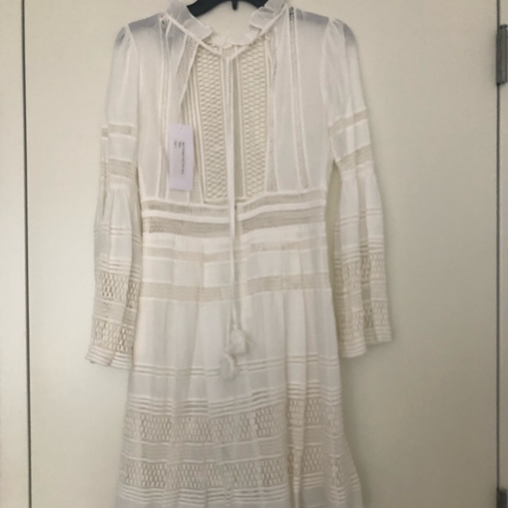 Lace white dress - Picture 4 of 5